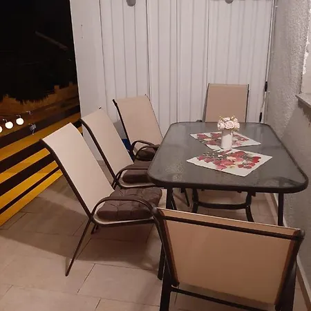 Apartman-kuzminski-vodice Appartamento