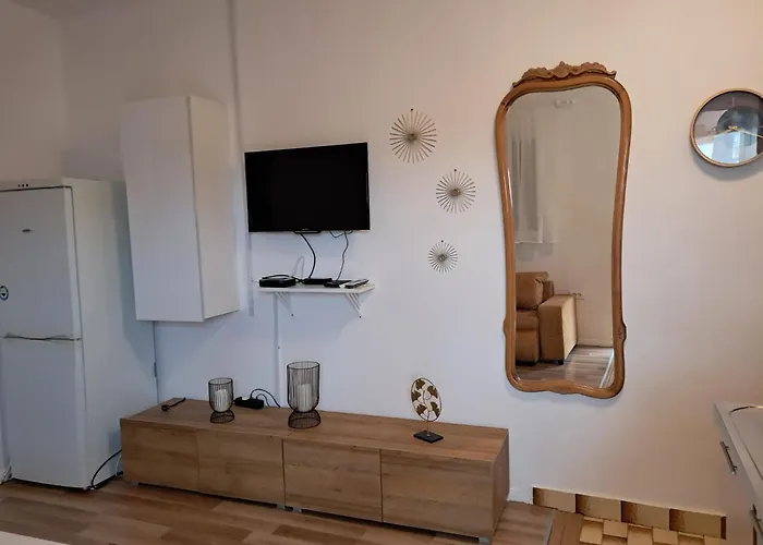 Apartman-kuzminski-vodice *